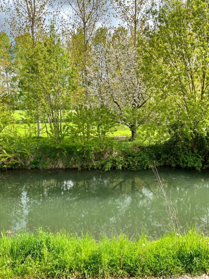 Relais De La Venise Verte Coulon Exteriör bild
